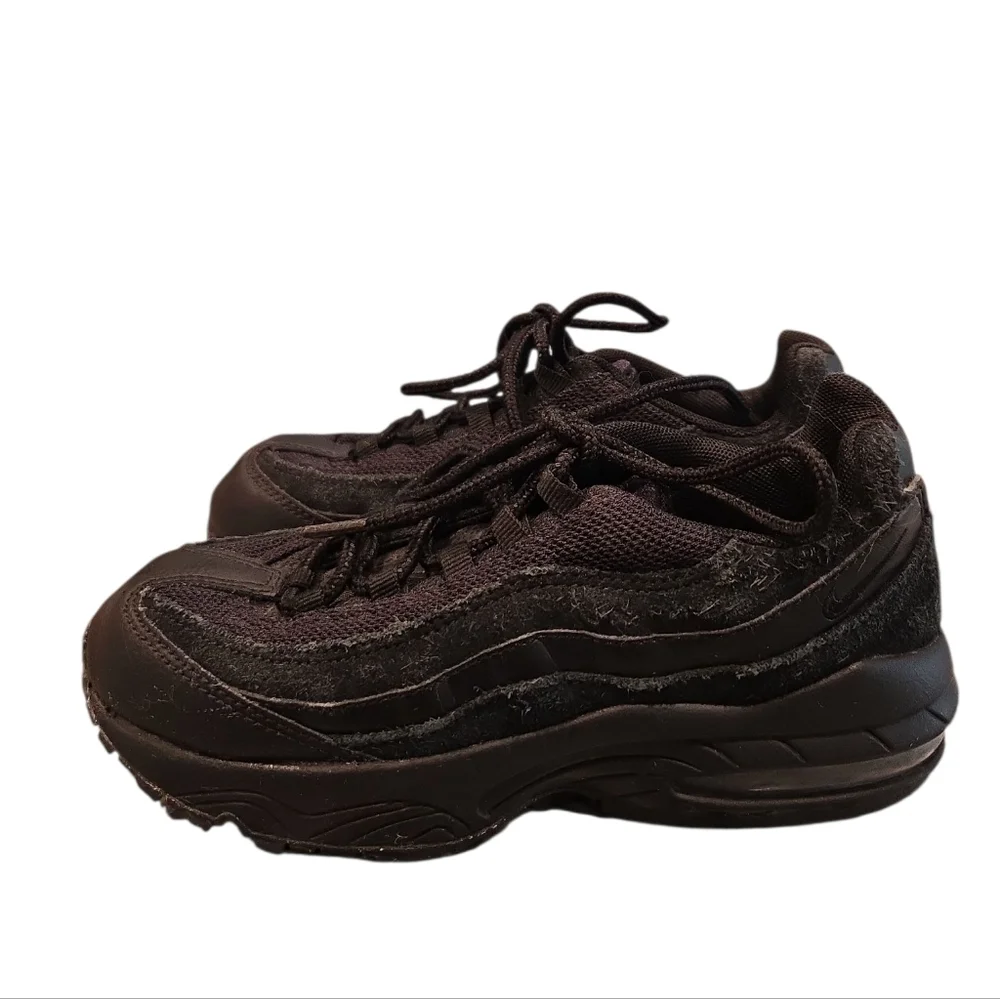 Nike pre owned